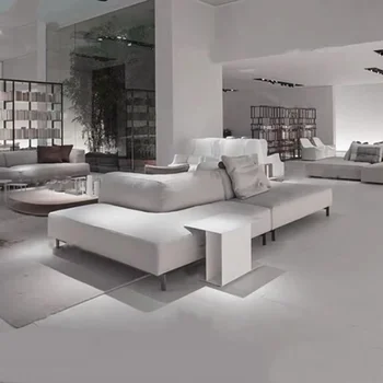 Двусторонний диван из простой дизайнерской ткани, Итальянская гостиная в большой квартире, зона отдыха, Диван спинка к спинке
