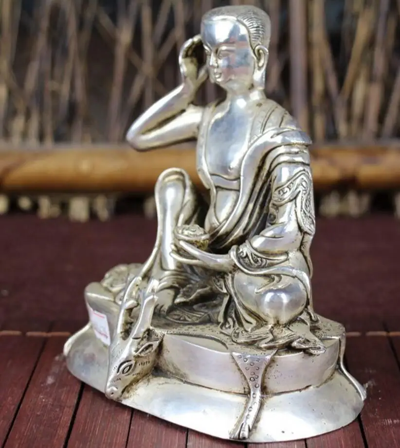 Медная статуэтка, предметы домашнего обихода и поделки из позолоченного серебра - 3